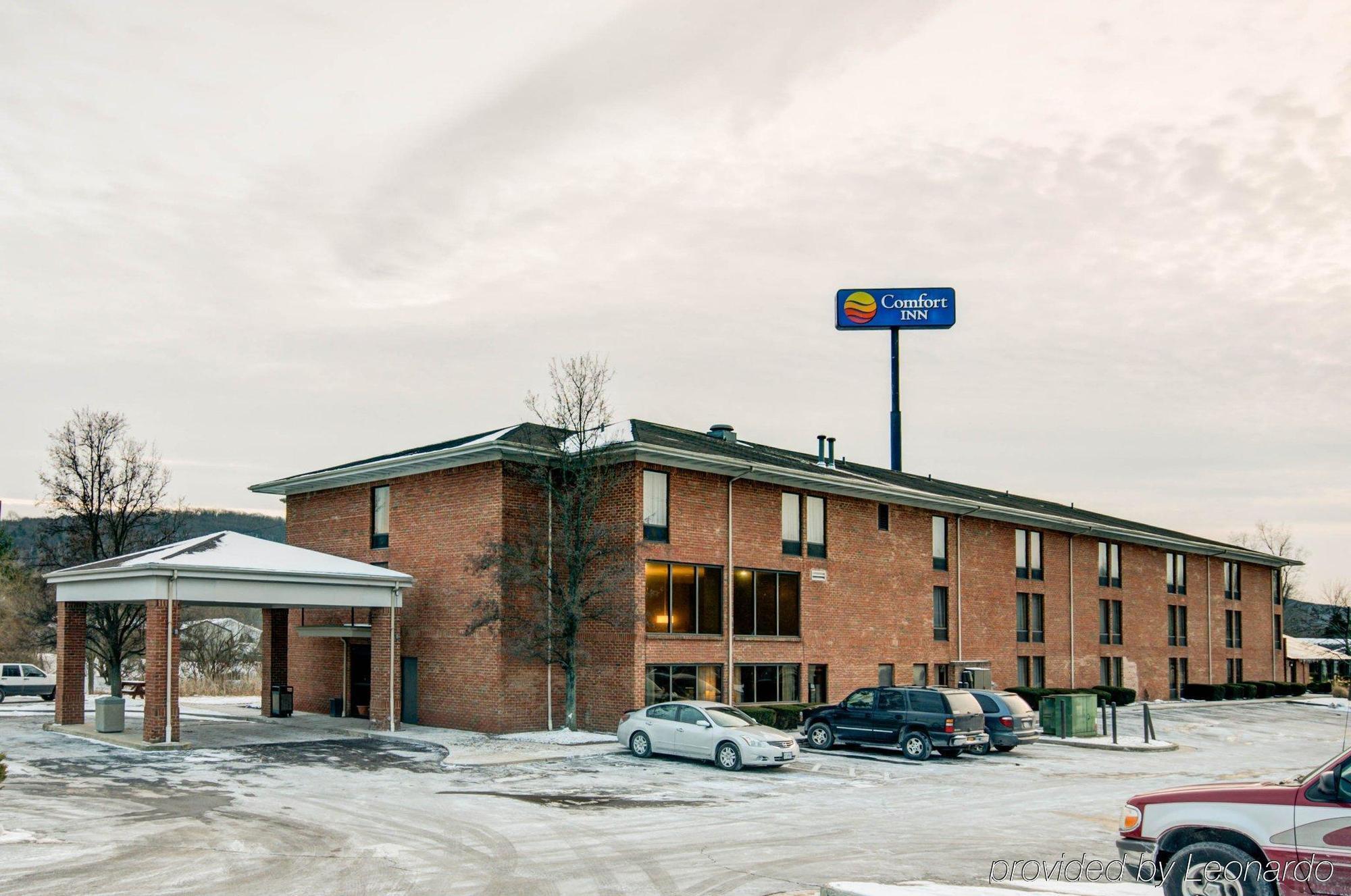 Comfort Pine Grove I-81 Hershey Area 3*