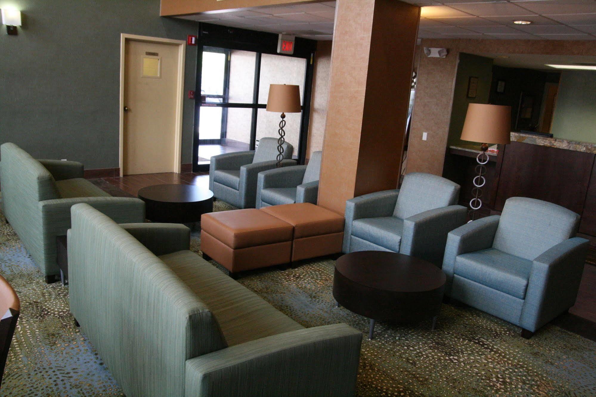 Comfort Pine Grove I-81 Hershey Area 3*
